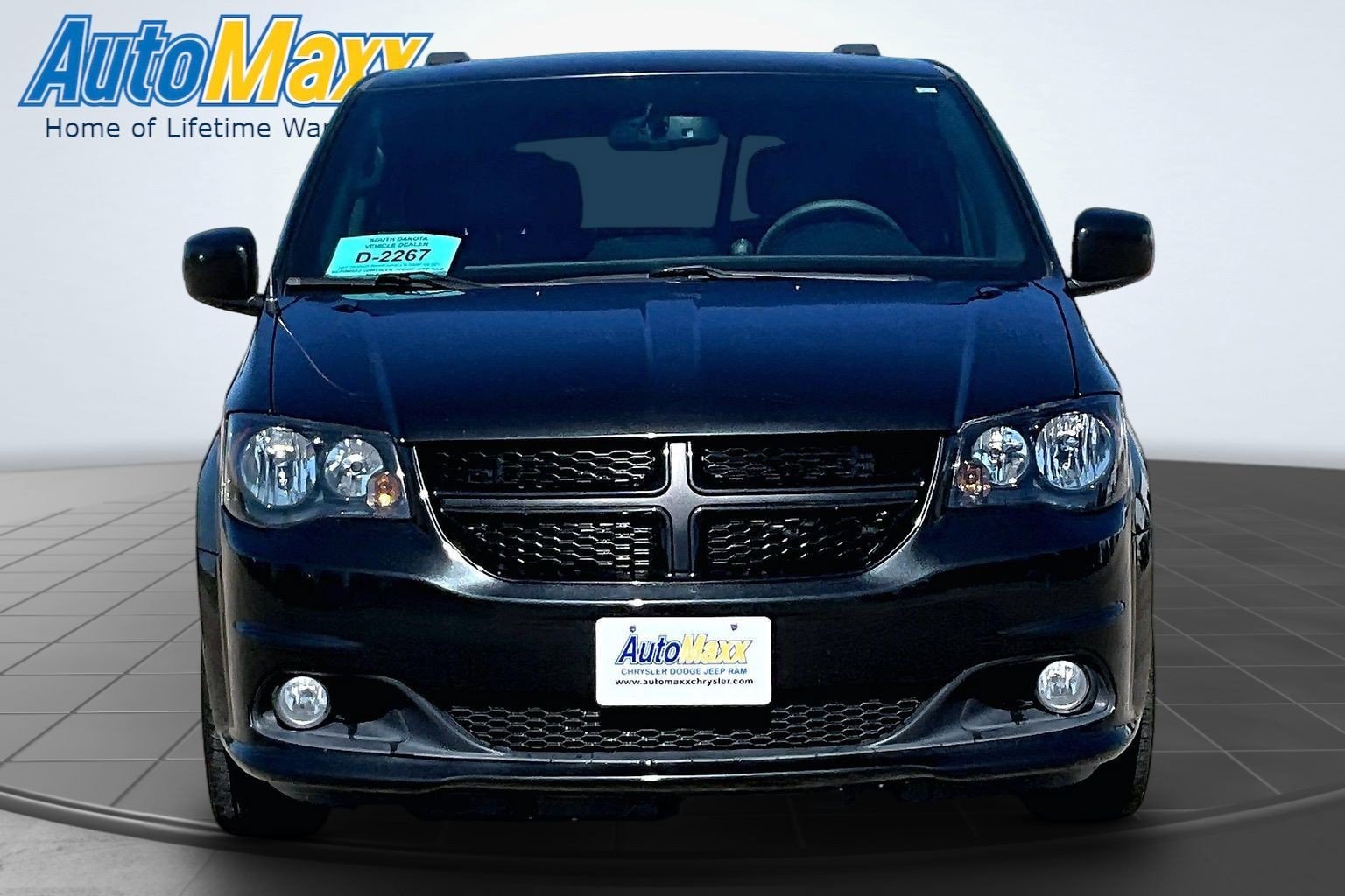 Used 2018 Dodge Grand Caravan GT with VIN 2C4RDGEG3JR201215 for sale in Milbank, SD