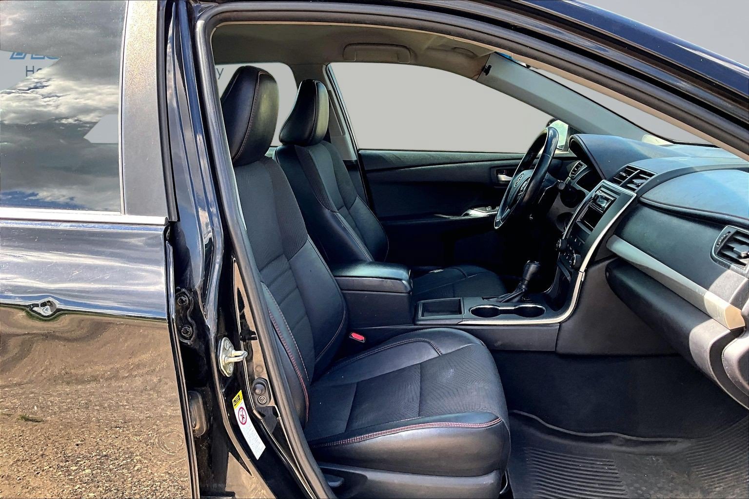 2016 Toyota Camry Special Edition - Photo 28