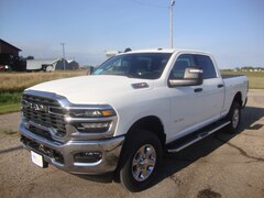 2026 Ram 2500 BIG HORN CREW CAB w/ 6'4