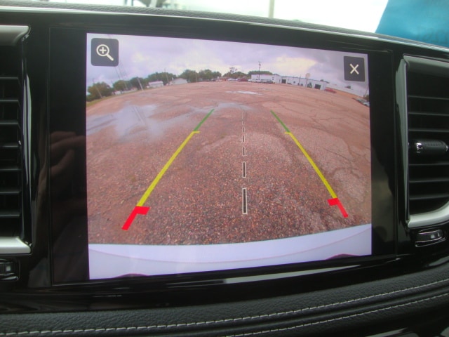 2026 Chrysler Pacifica Select - Photo 28
