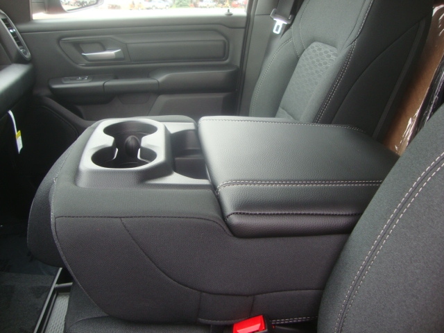 2025 RAM 1500 Tradesman - Photo 9