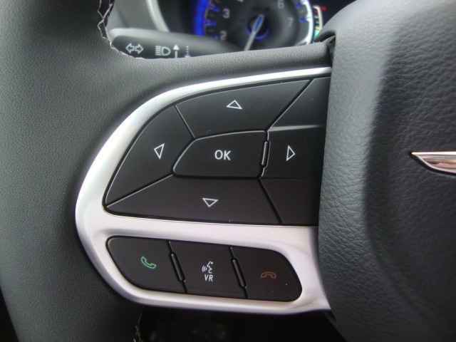 2026 Chrysler Pacifica Select - Photo 31
