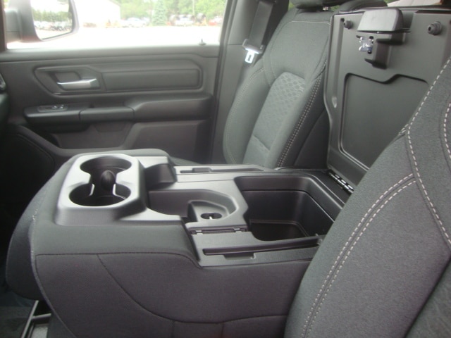 2025 RAM 1500 Tradesman - Photo 10