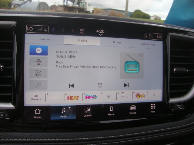 2026 Chrysler Pacifica Select - Photo 14