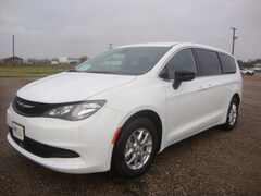 2026 Chrysler Voyager LX Voyager LX