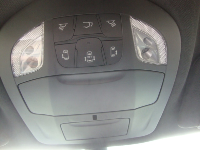 2026 Chrysler Pacifica Select - Photo 29