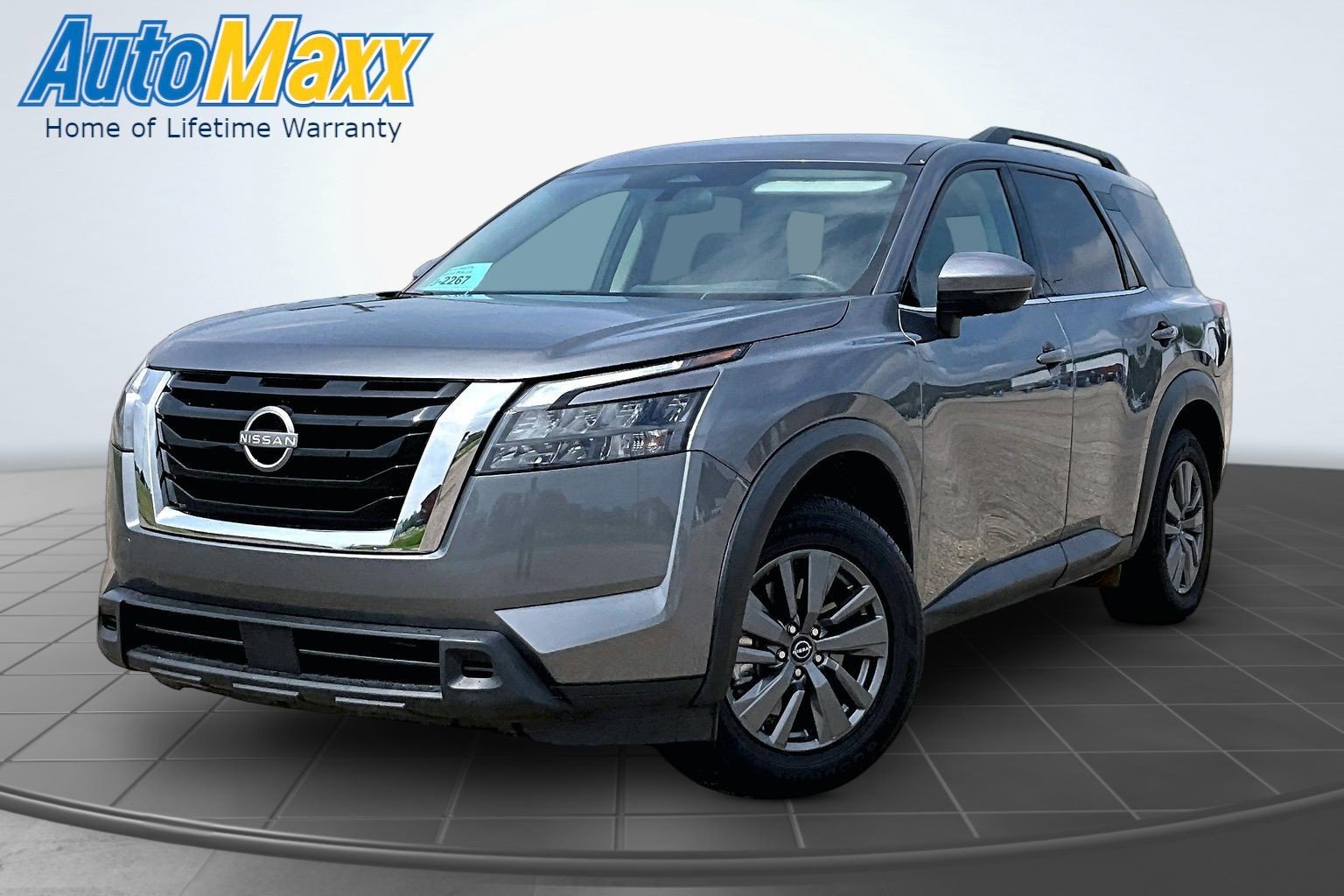 2024 Nissan Pathfinder SV 4WD's photo