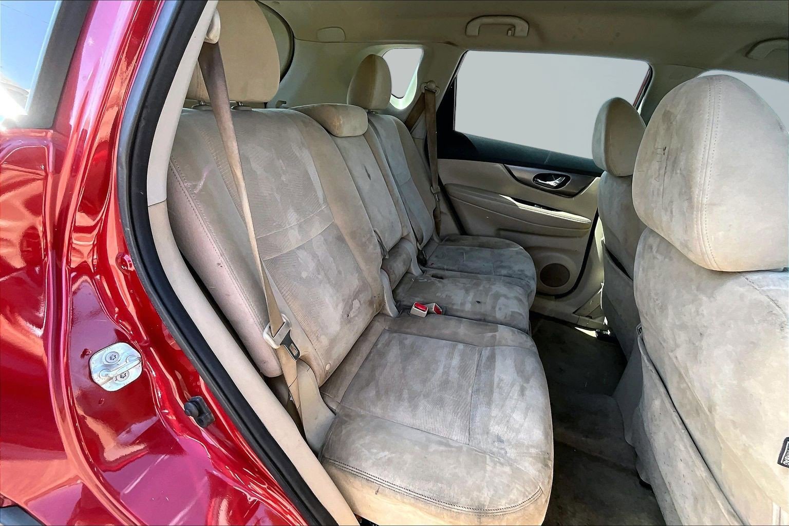 2015 Nissan Rogue SV - Photo 17