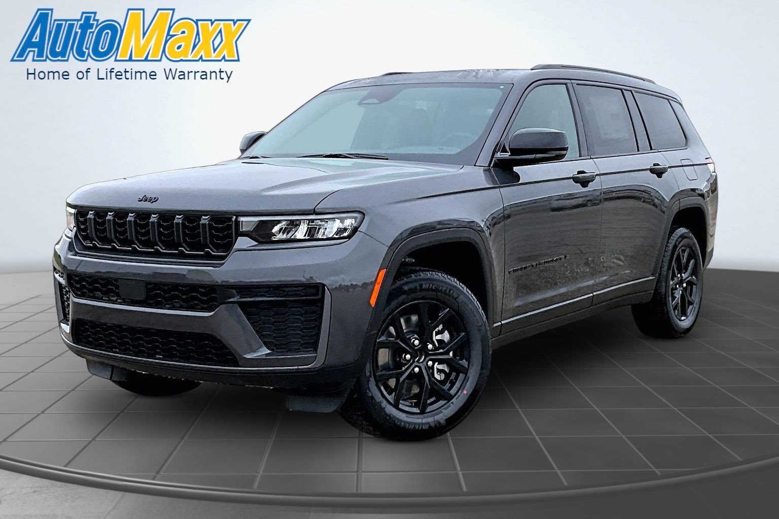 2026 Jeep Grand Cherokee L Laredo Altitude 4x4's photo