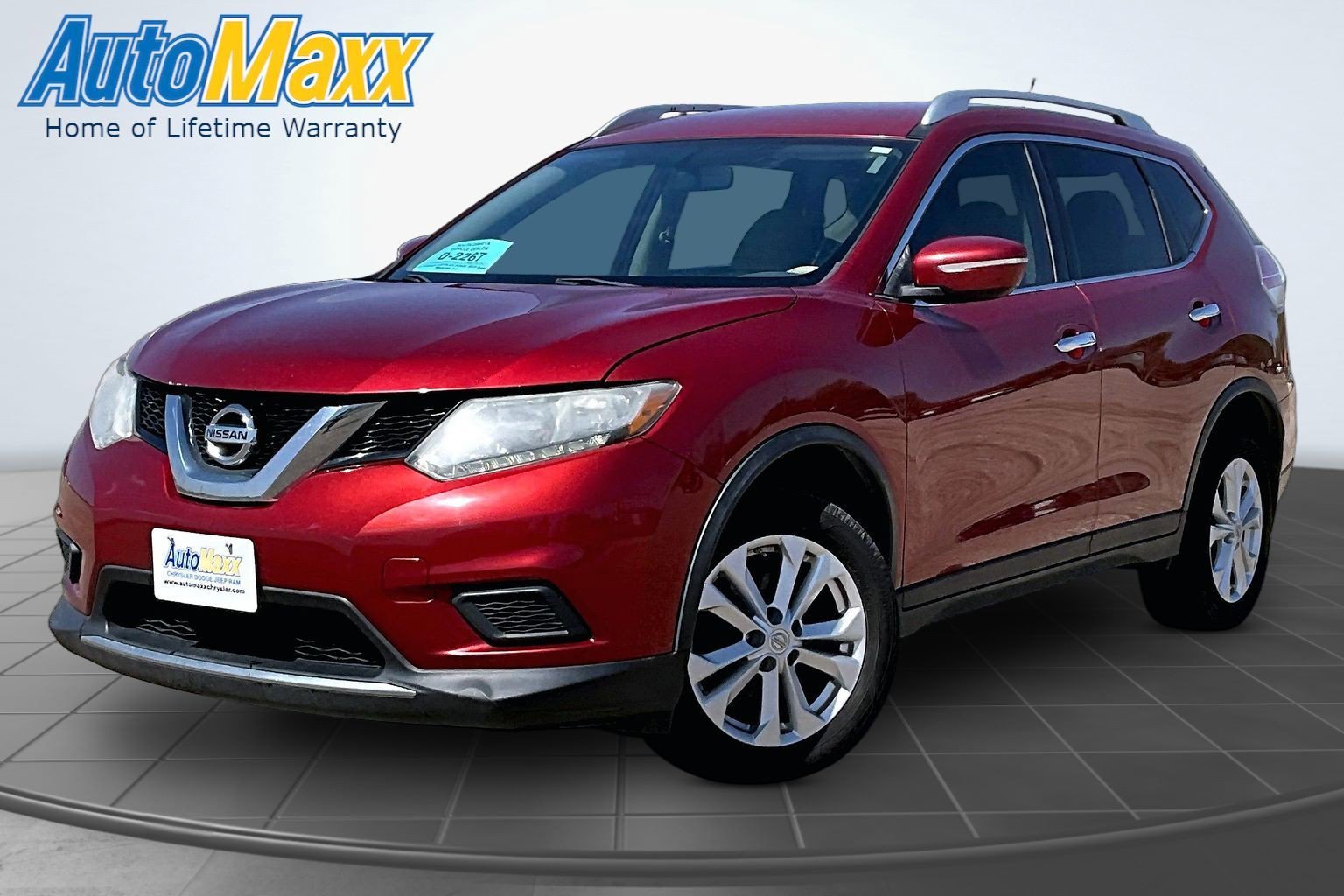 2015 Nissan Rogue SV FWD's photo