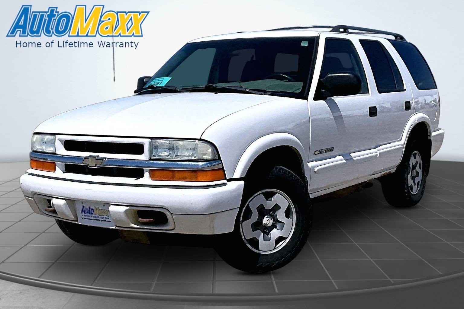 2004 Chevrolet Blazer LS 4WD's photo
