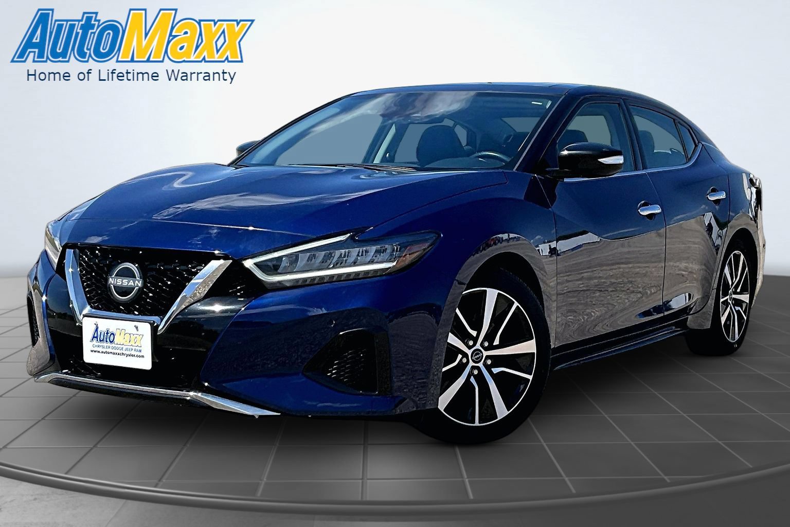 2023 Nissan Maxima