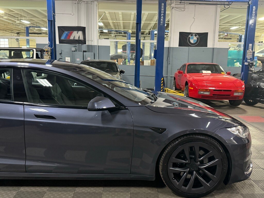 2021 Tesla Model S Plaid photo 4