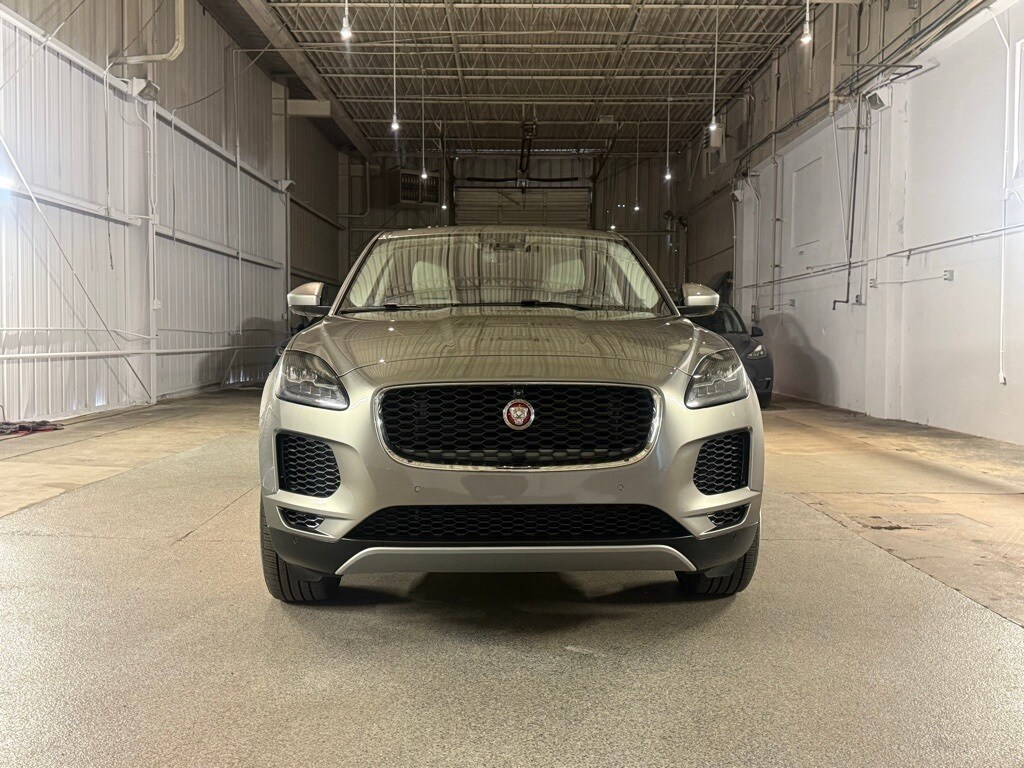 2020 Jaguar E-PACE SE photo 2