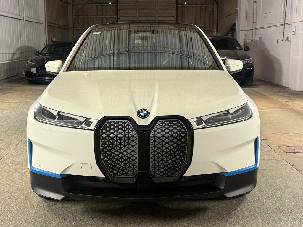 2022 Bmw iX xDrive50i photo 2