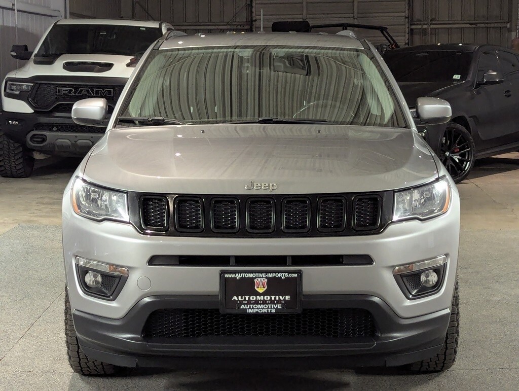 2018 Jeep Compass Latitude photo 2