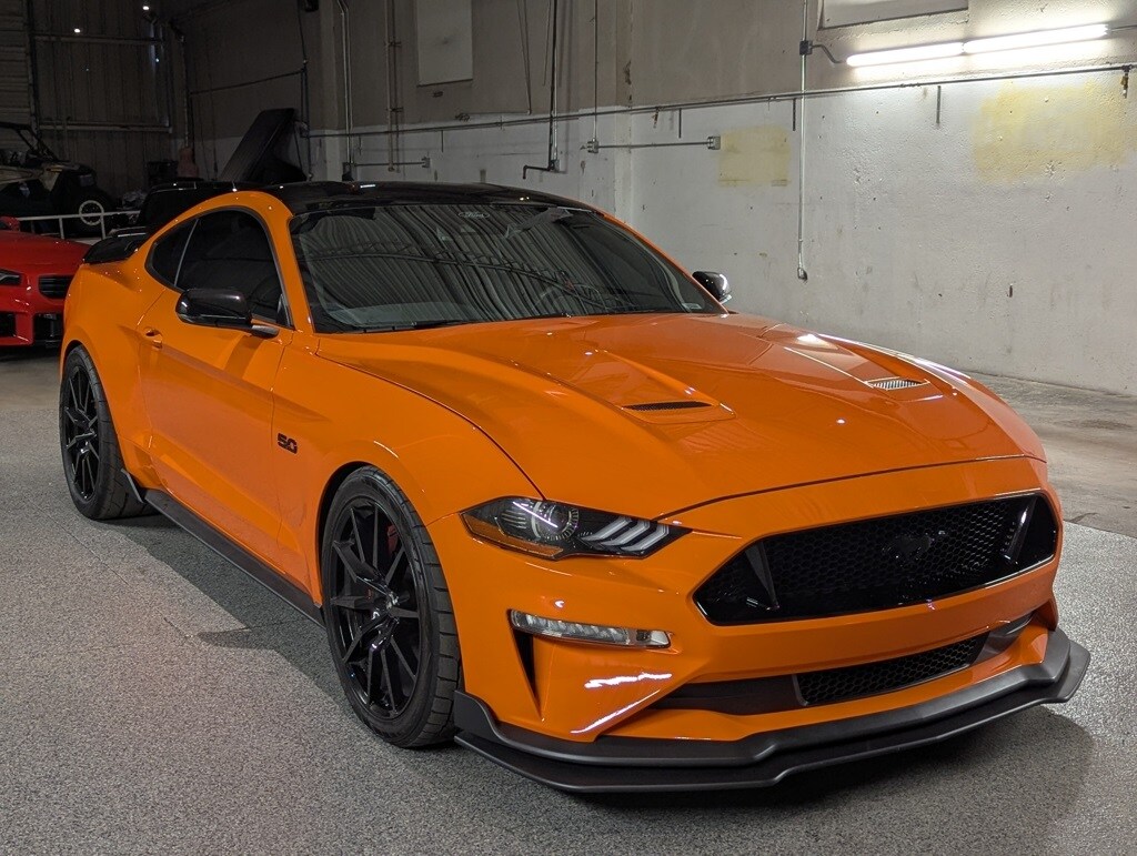 2021 Ford Mustang GT Premium photo 3