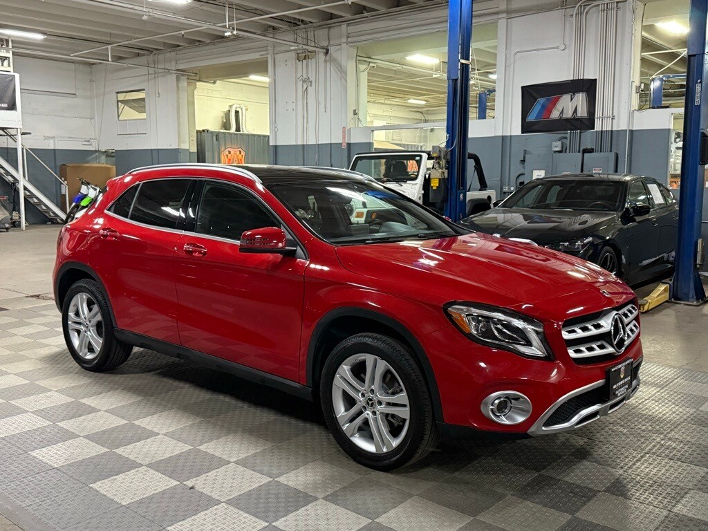 2020 Mercedes Benz GLA 250 photo 3