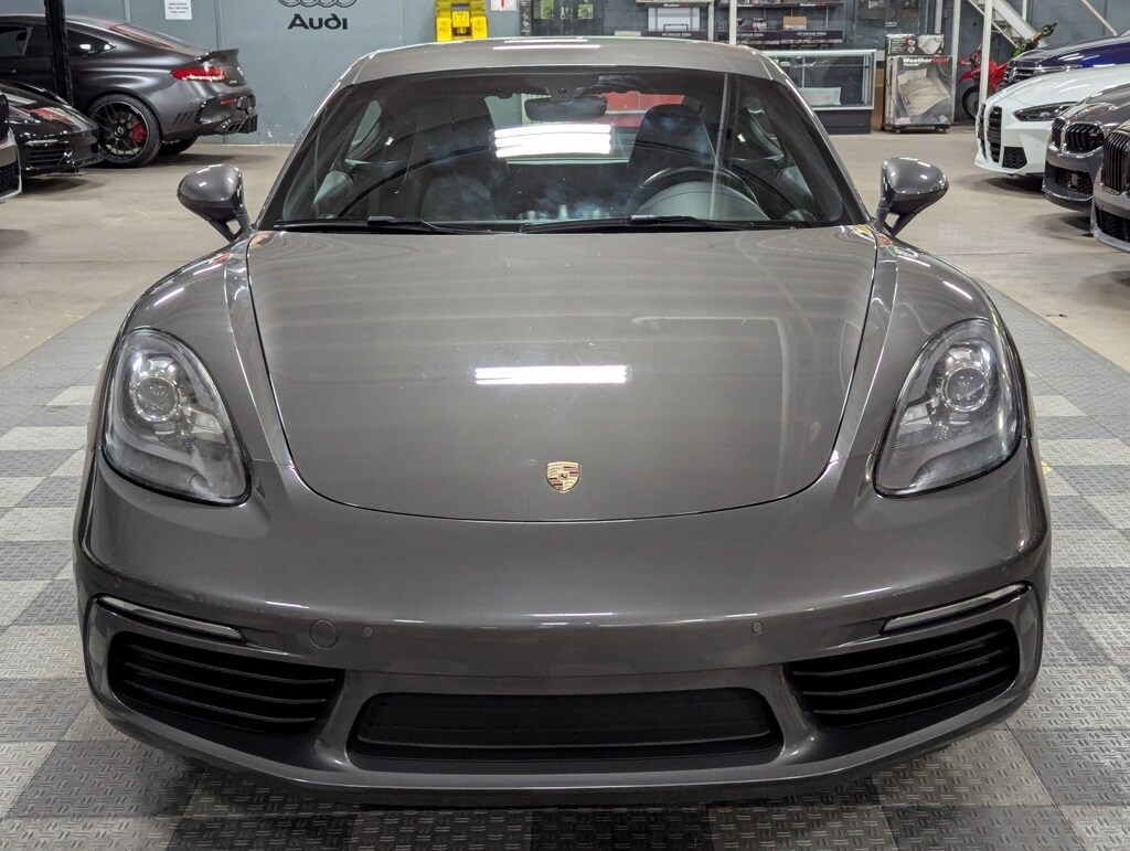2018 Porsche Cayman Base S photo 2