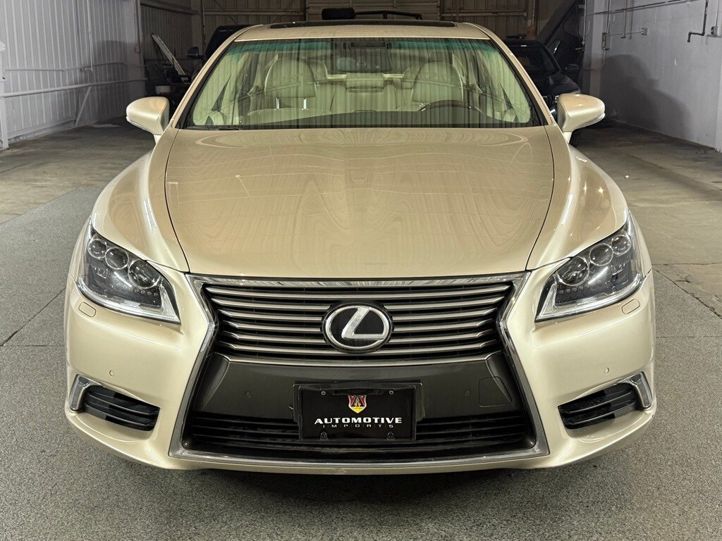2015 Lexus LS 460 L photo 2