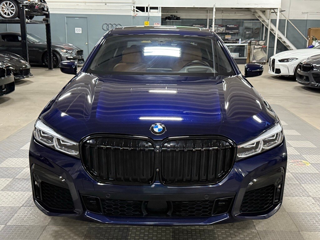 2022 Bmw 750i xDrive Sedan photo 2