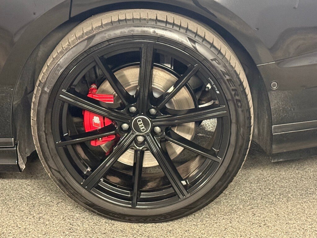 2022 Audi S8 4.0T photo 3