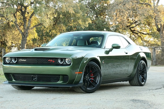 2019 Dodge Challenger R/T Scat Pack review: Brash and better than ever -  CNET