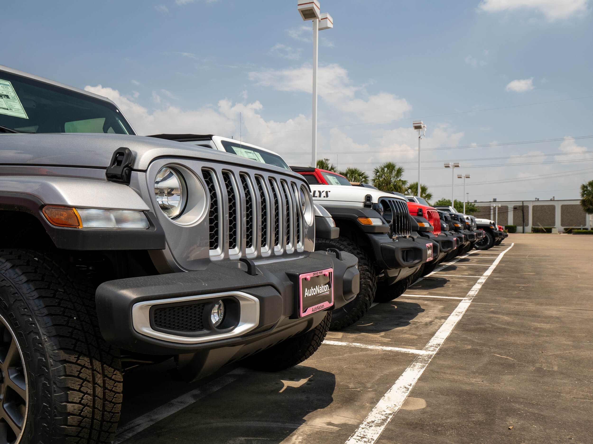 Autonation Chrysler Jeep West Golden - z735svh