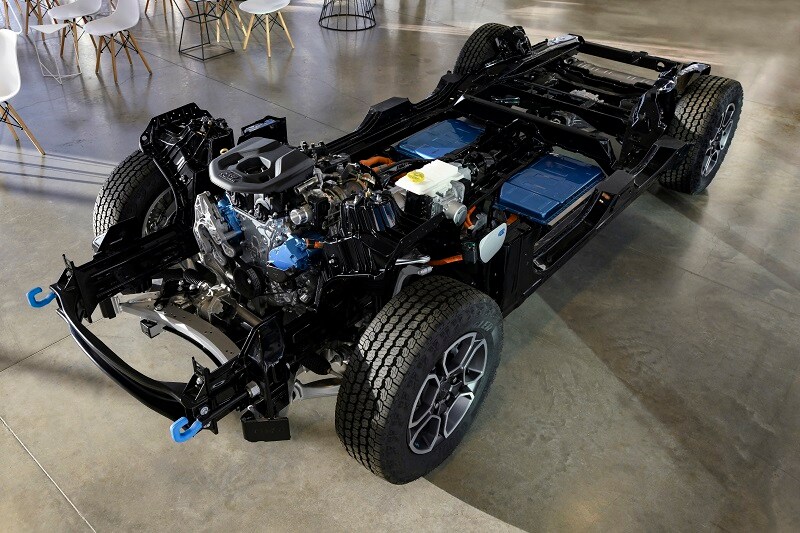 First Drive 2022 Jeep Grand Cherokee 4xe AutoNation Drive