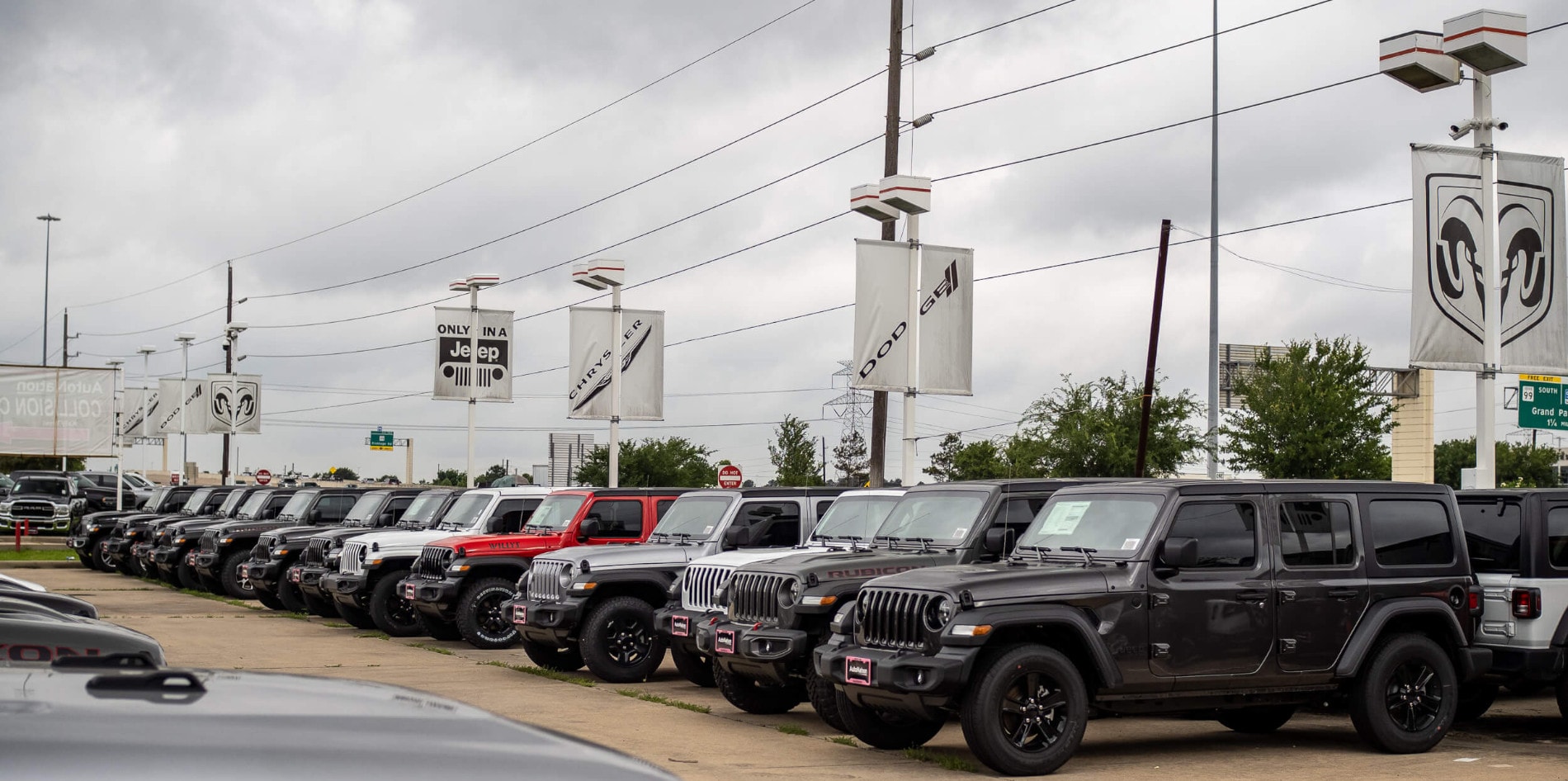 Take the short 50.8-mile trip to visit us at AutoNation Chrysler Dodge Jeep Ram Katy for your next pre-owned vehicle AutoNation Chrysler Dodge Jeep Ram Katy's pre-owned inventory