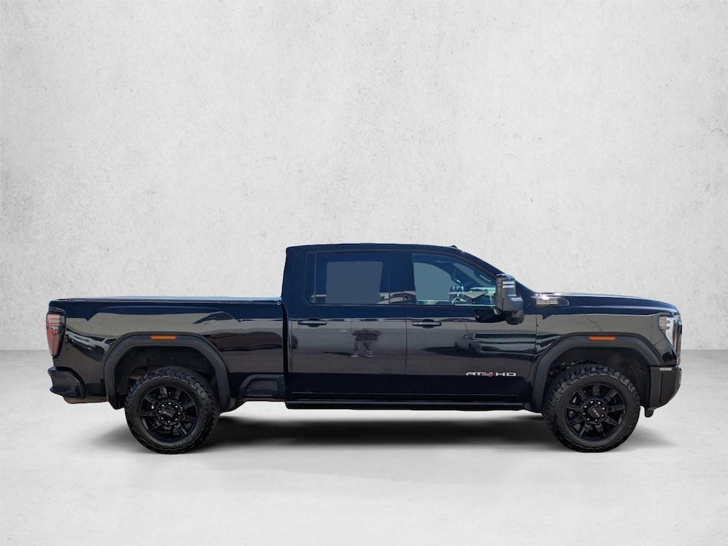 Used 2024 GMC Sierra 2500HD AT4 Crew Cab Pickup