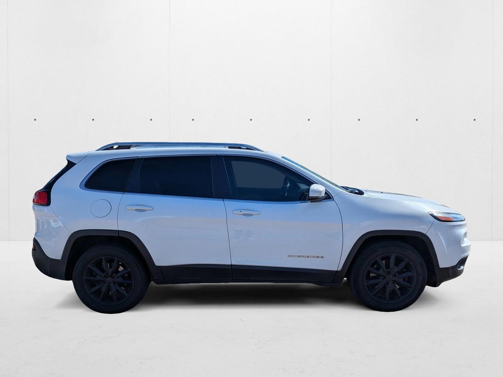 2016 Jeep Cherokee Limited photo 2