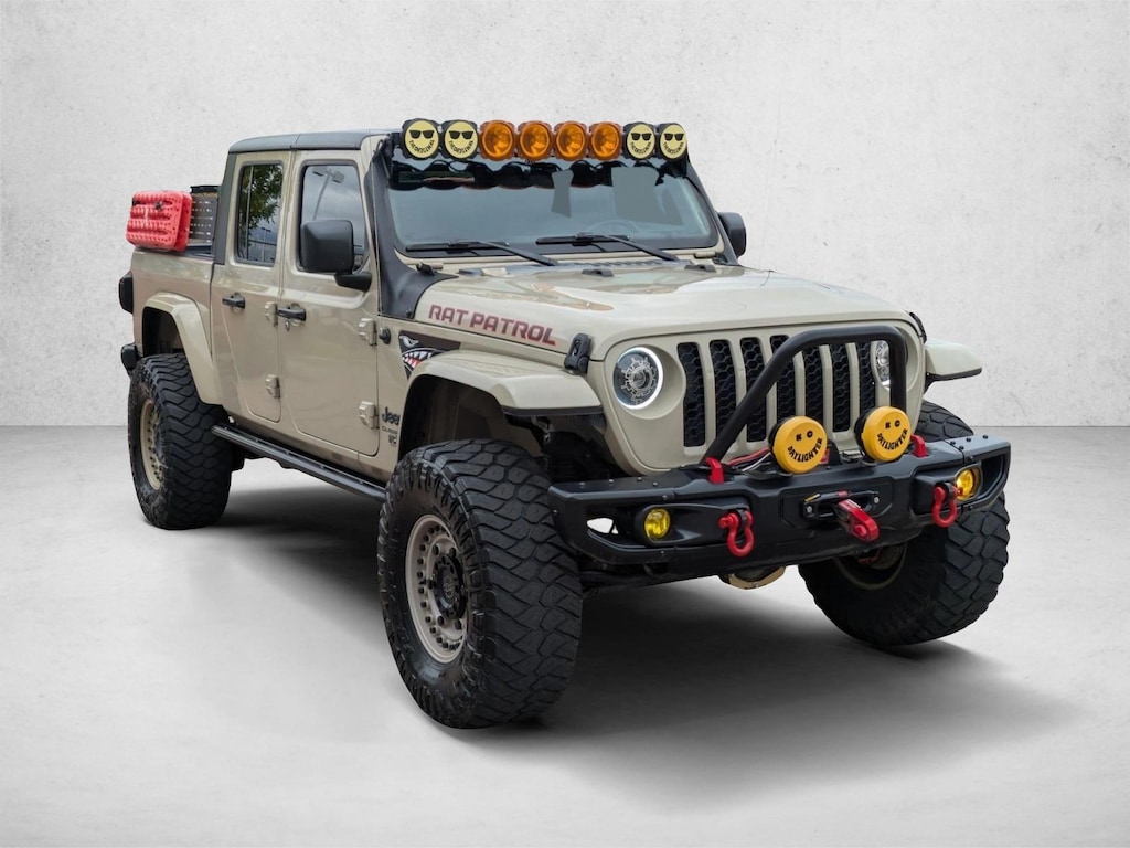 Used 2020 Jeep Gladiator Sport S Crew Cab Pickup