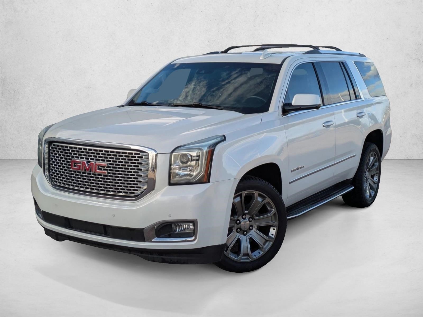 2016 GMC Yukon Denali's photo