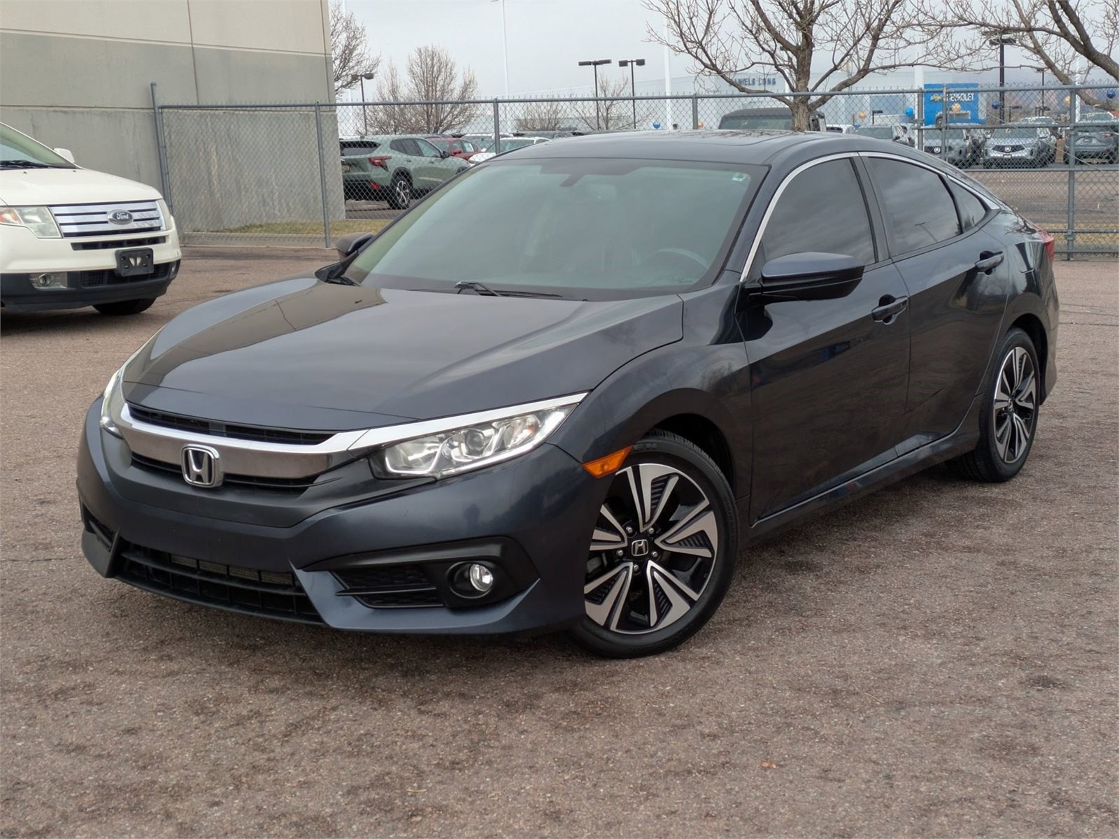 2017 Honda Civic EX-L's photo