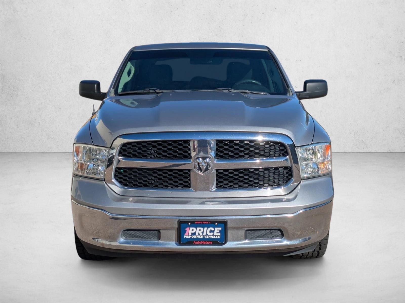 2021 Ram 1500 SLT photo 2