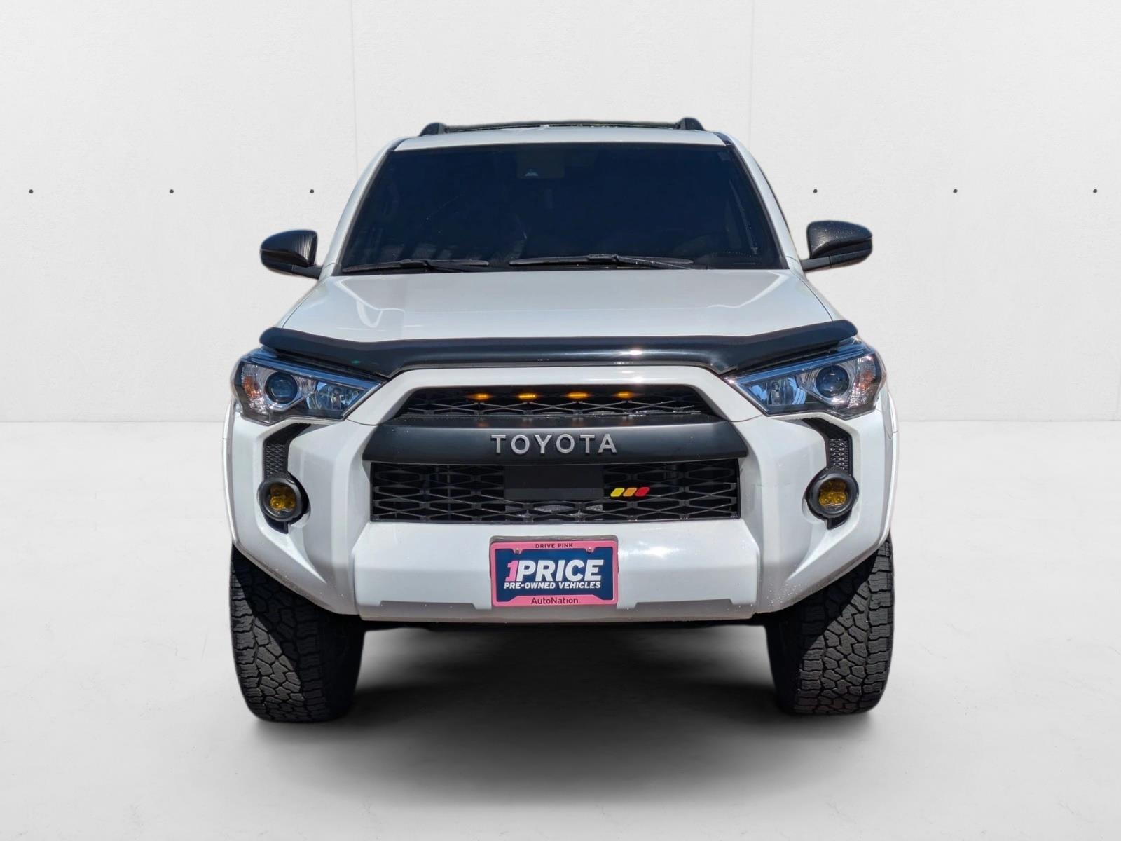 2021 Toyota 4Runner photo 2