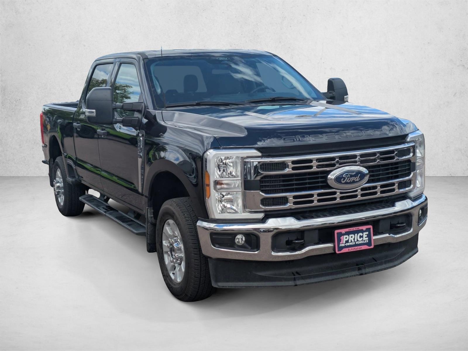 2024 Ford F-250 XLT photo 3