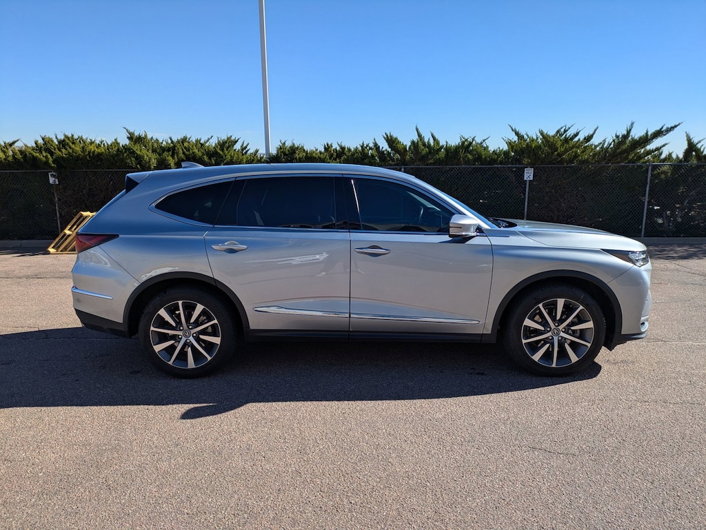 Used 2025 Acura MDX w/Technology Package Sport Utility
