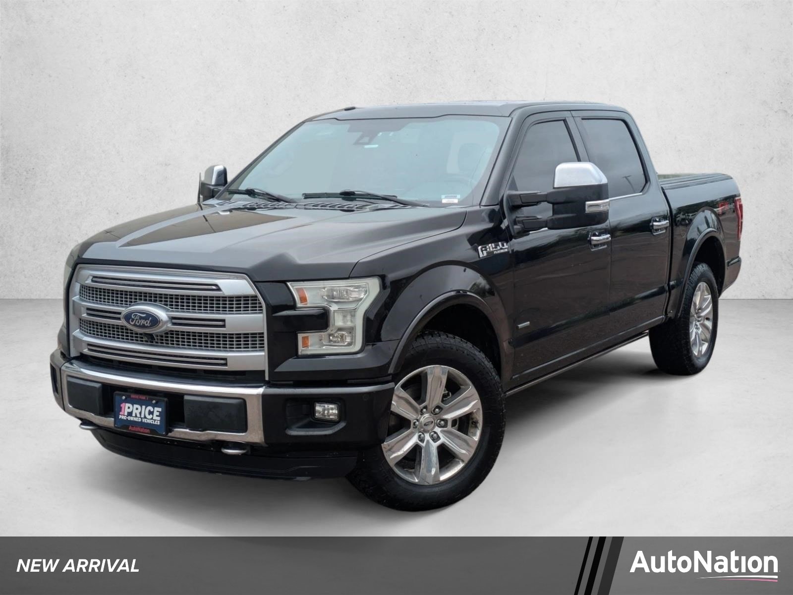2016 Ford F-150 Platinum 4x4 SuperCrew 5-1/2 Box's photo