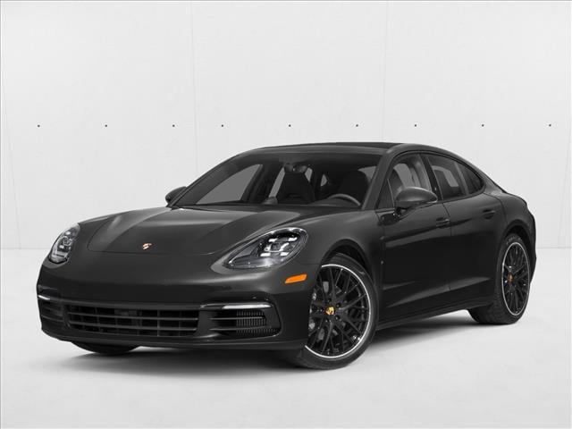 2018 Porsche Panamera 4's photo