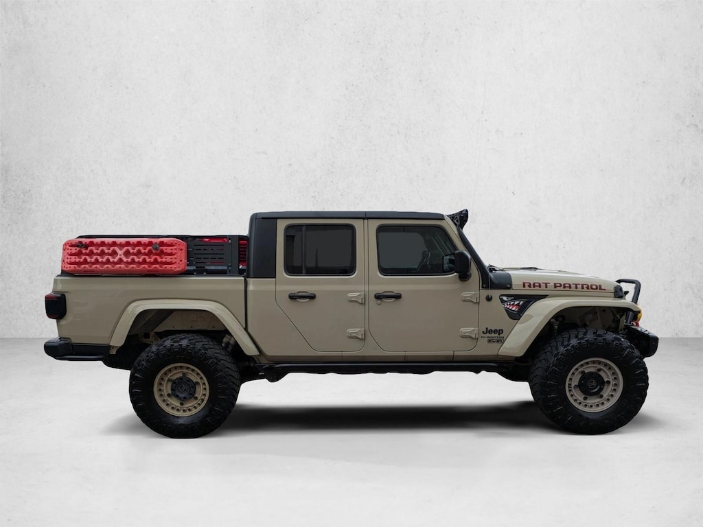 Used 2020 Jeep Gladiator Sport S Crew Cab Pickup