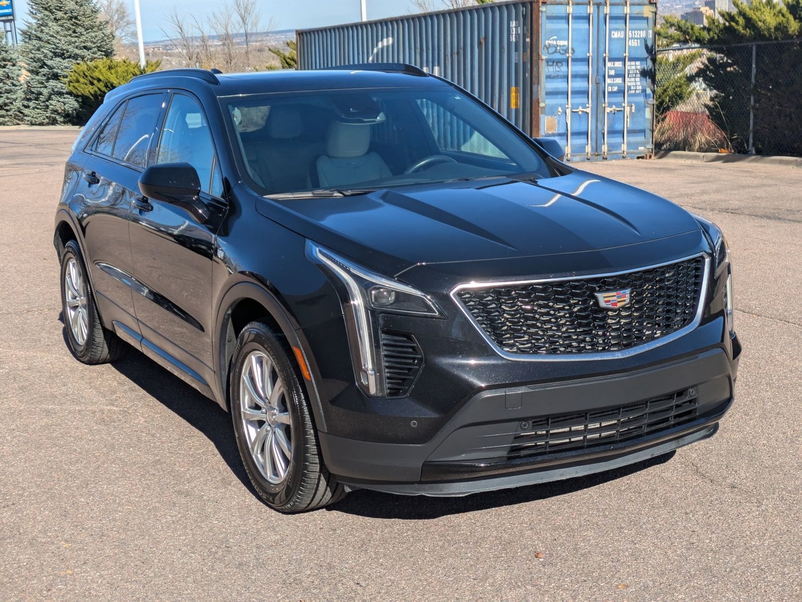2019 Cadillac XT4 Sport photo 3