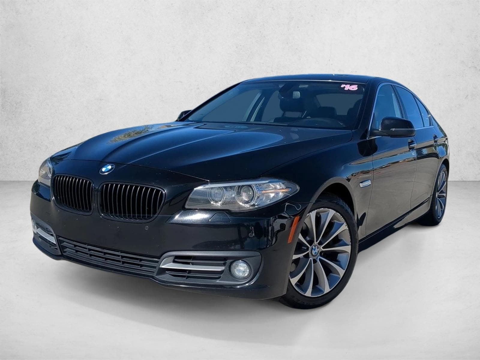 2016 BMW 5 Series 528i