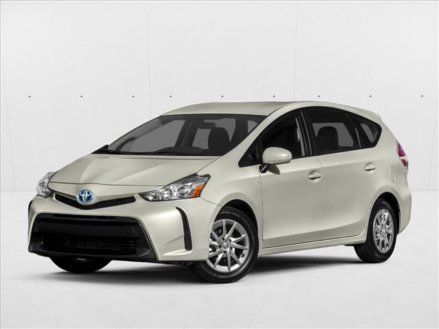 2017 Toyota Prius v Five's photo