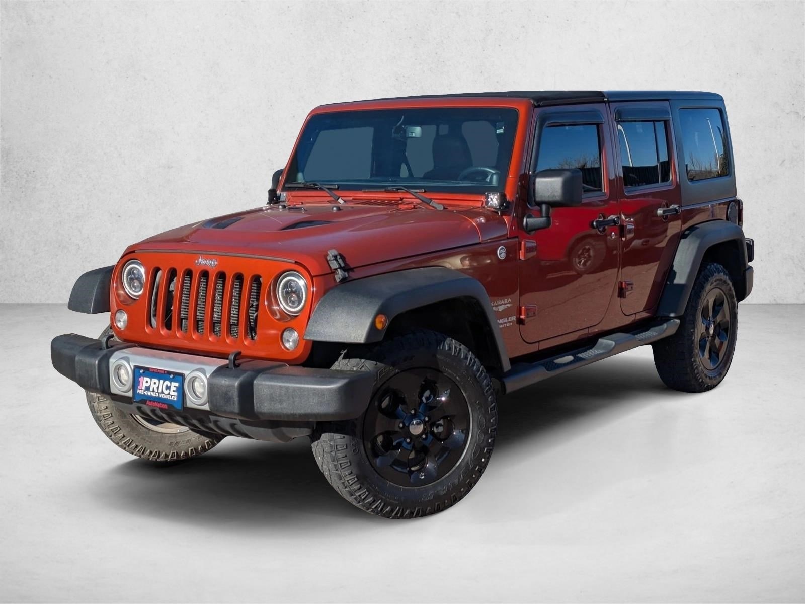 2014 Jeep Wrangler Unlimited Sahara's photo