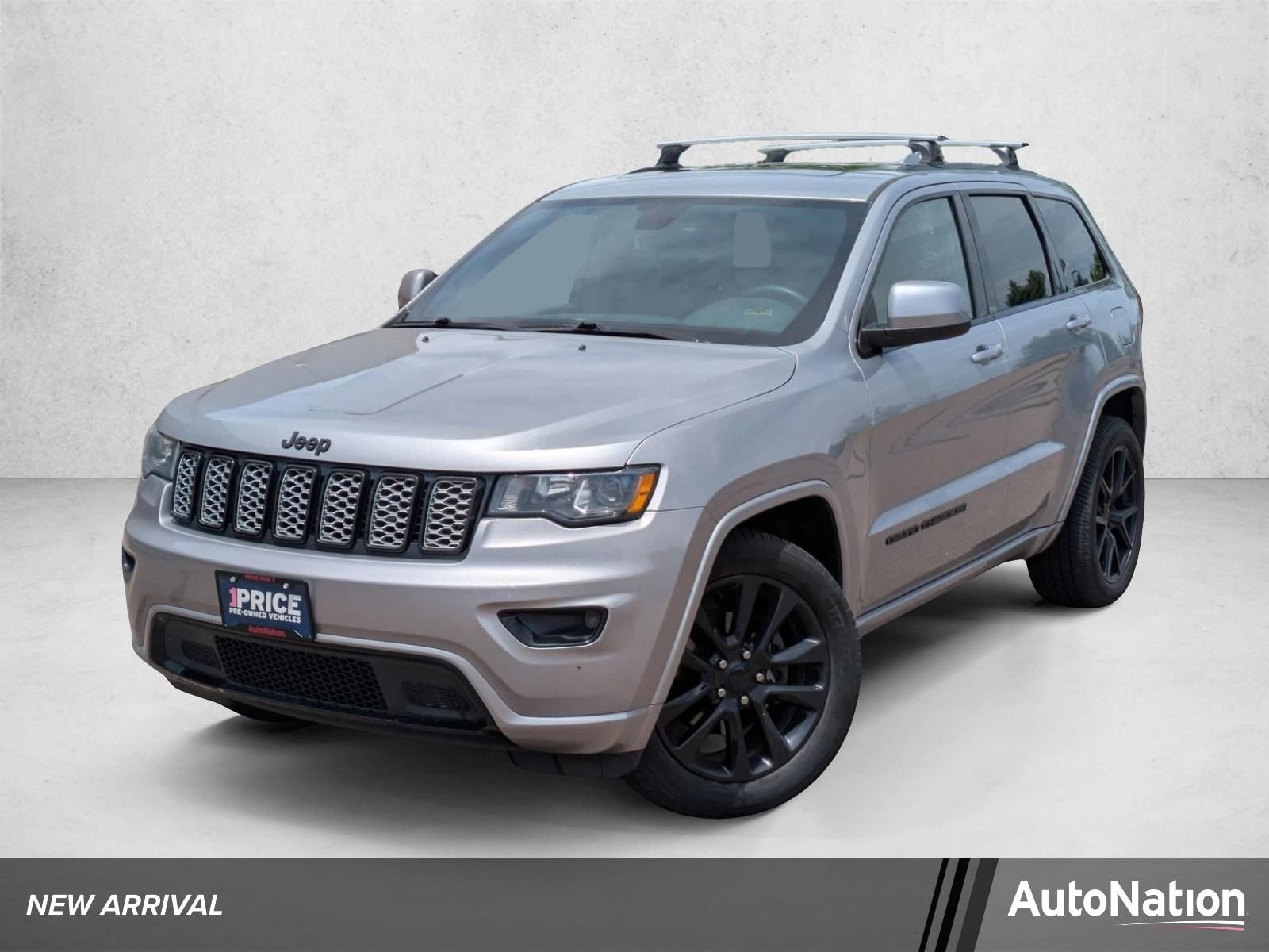 2017 Jeep Grand Cherokee Altitude 4WD's photo