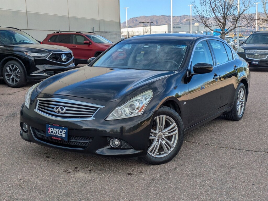 Used 2015 INFINITI Q40 4dr Car