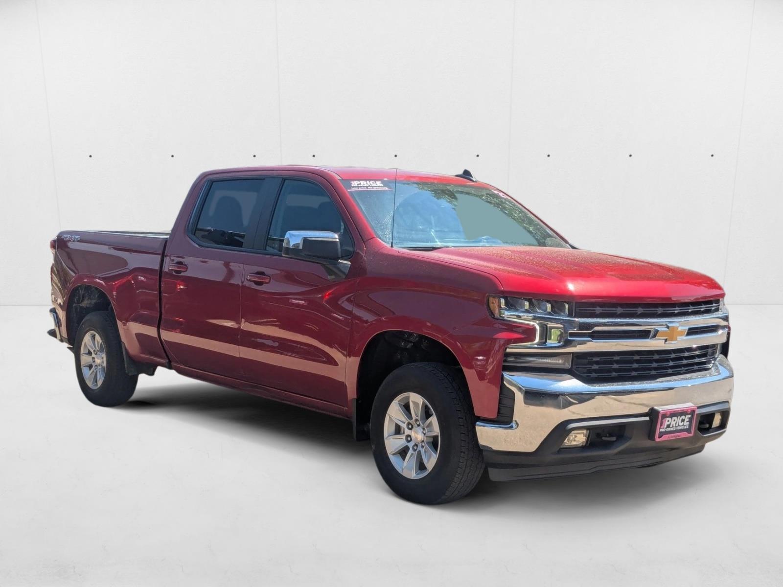 2021 Chevrolet Silverado 1500 LT photo 2
