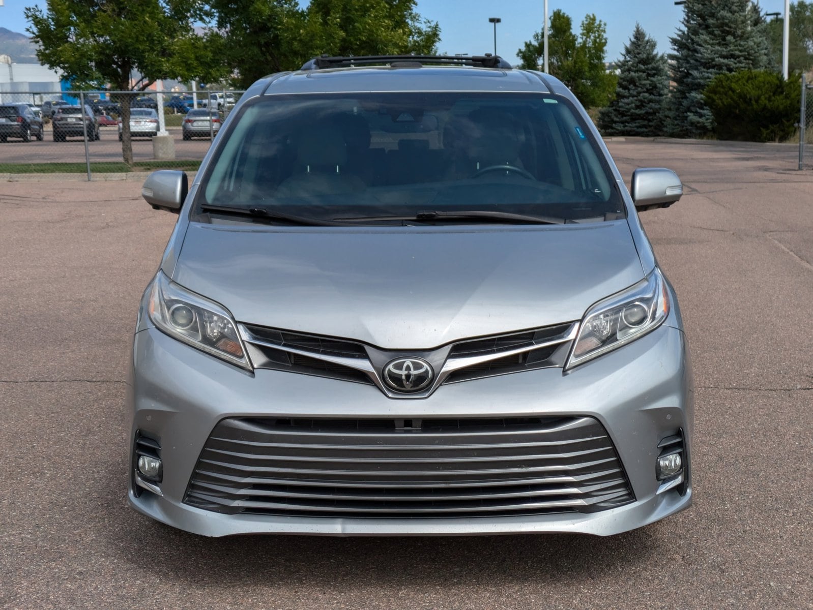 Used 2019 Toyota Sienna Limited with VIN 5TDDZ3DC6KS222586 for sale in Colorado Springs, CO